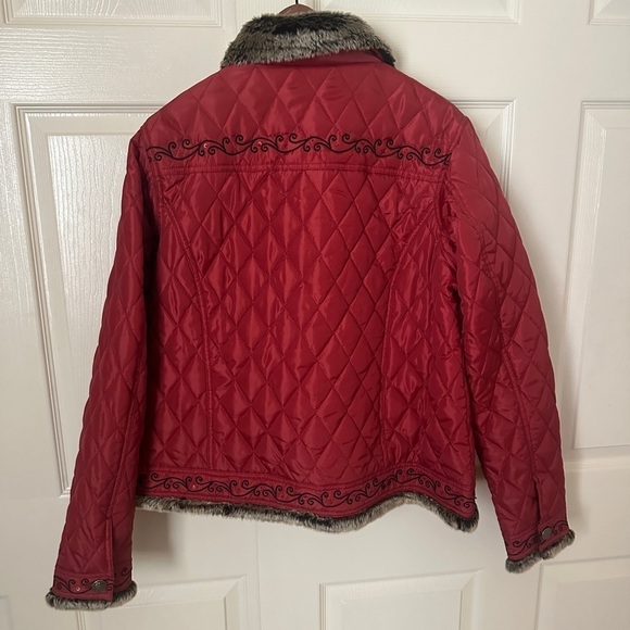 Montanaco NWOT red quilted artificial fur lined button up jacket women’s size XL - Picture 7 of 7